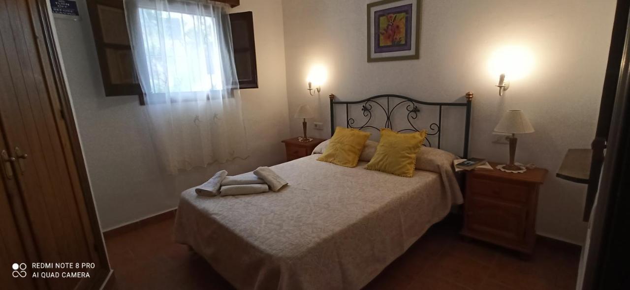 Casa Cecilio Villa Нерха Екстериор снимка